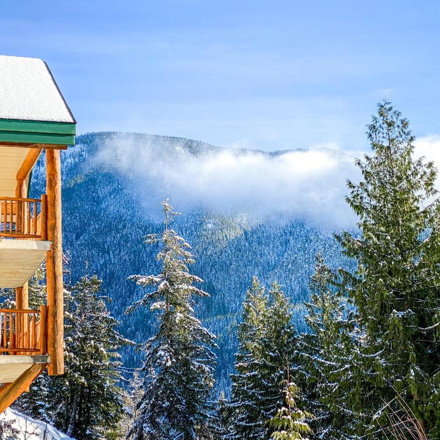 Coast Hillcrest Hotel Ревелсток Экстерьер фото