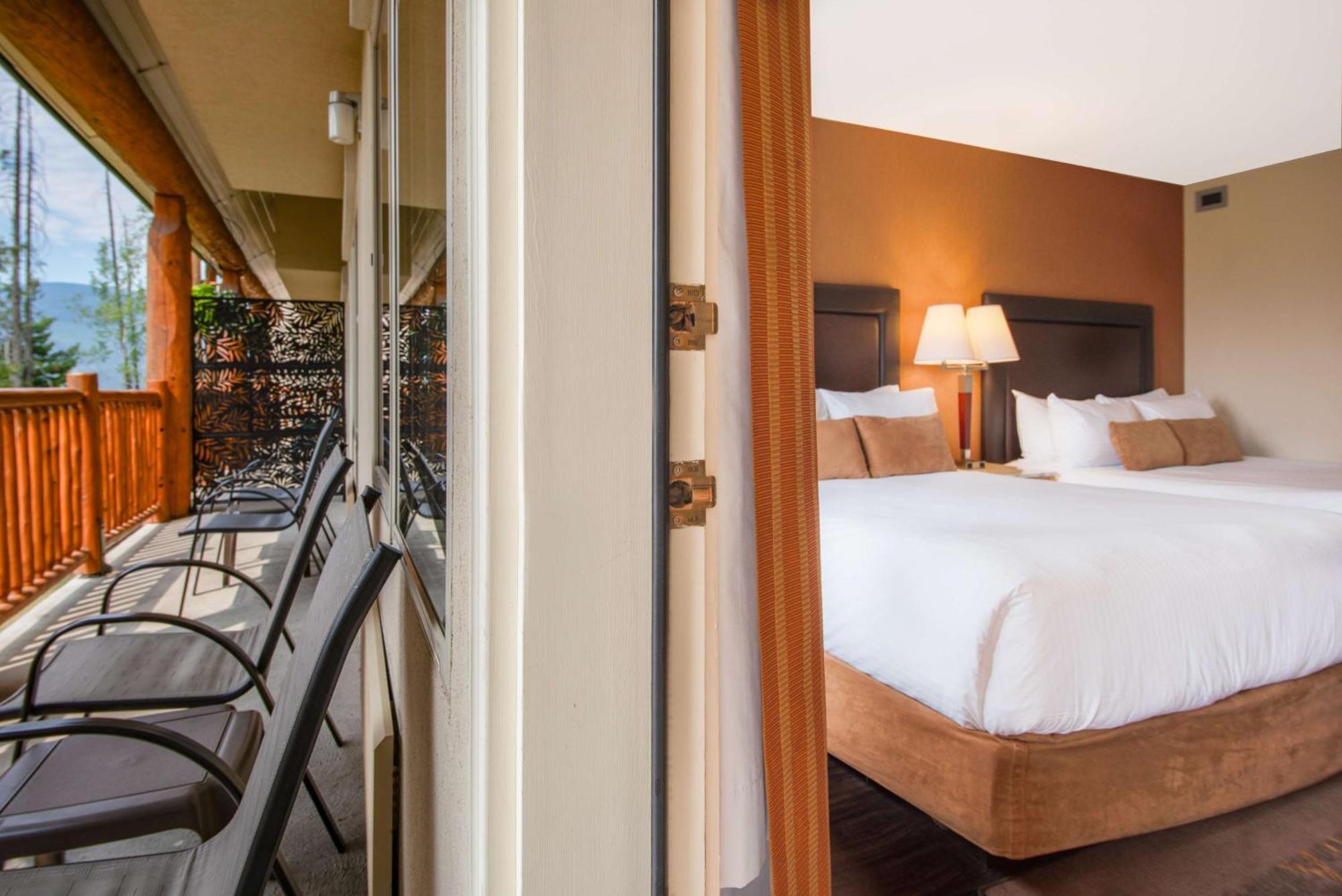 Coast Hillcrest Hotel Ревелсток Экстерьер фото